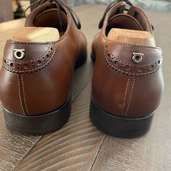 Amazing Salvatore Ferragamo brown lace ups - Picture 15 of 15